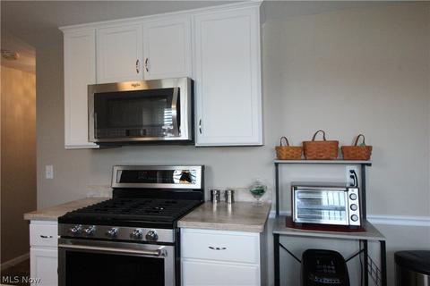 1425 Stadium Overlook Dr NW, Canton, OH 44708 photo 16