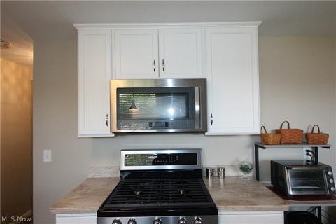 1425 Stadium Overlook Dr NW, Canton, OH 44708 photo 18