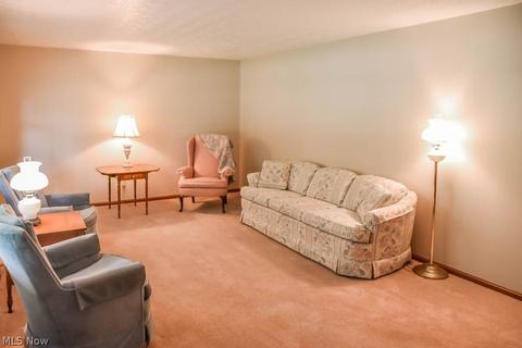 520 Oneida Ave NW, Canton, OH 44708 photo 2
