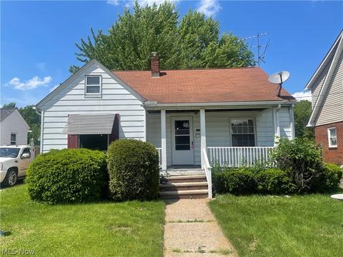 1104 Bell Ct, Elyria, OH 44035 photo 1