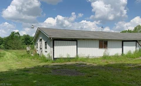 9305 Nichols Rd, Freedom, OH 44231 photo 8