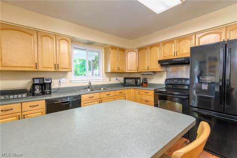 641 University Ave, Elyria, OH 44035 photo 13