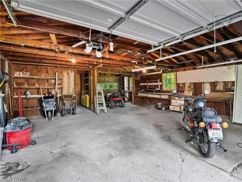 227 E Bridge St, Berea, OH 44017 photo 33