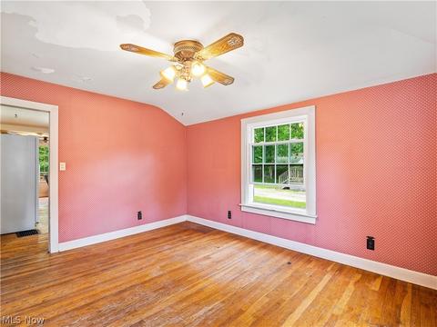 227 E Bridge St, Berea, OH 44017 photo 10