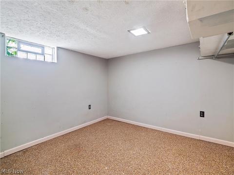 227 E Bridge St, Berea, OH 44017 photo 29