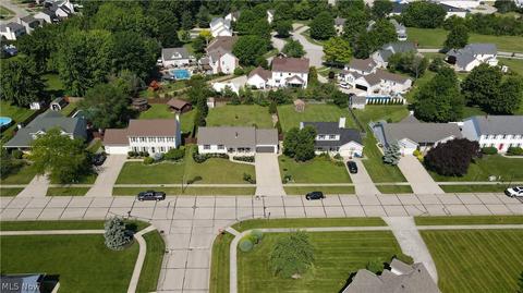 517 William St, Lagrange, OH 44050 photo 3