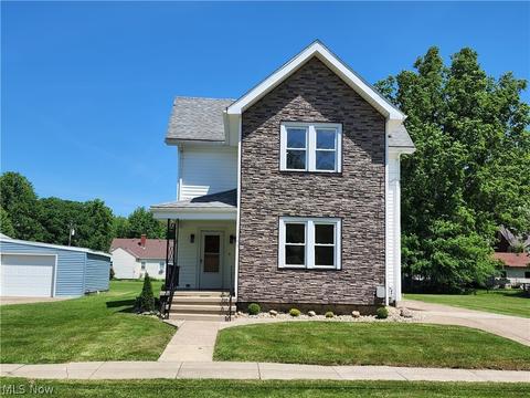 1145 E 16th St, Ashtabula, OH 44004 photo 2