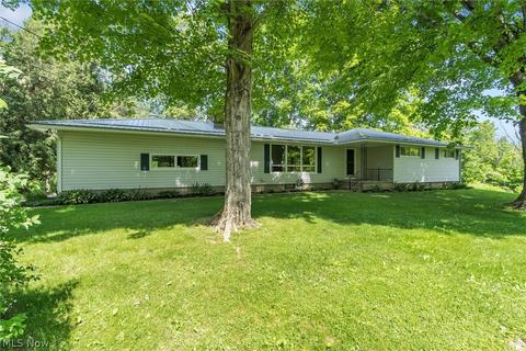 1821 Rockwell Rd, Ashtabula, OH 44004 photo 3
