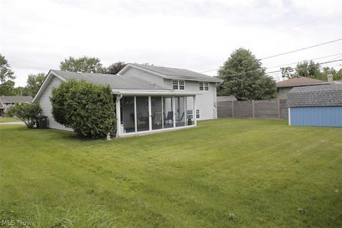 121 Edgefield Dr, Elyria, OH 44035 photo 22