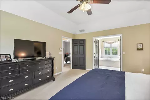 12085 Pheasant Ct, Chardon, OH 44024 photo 27