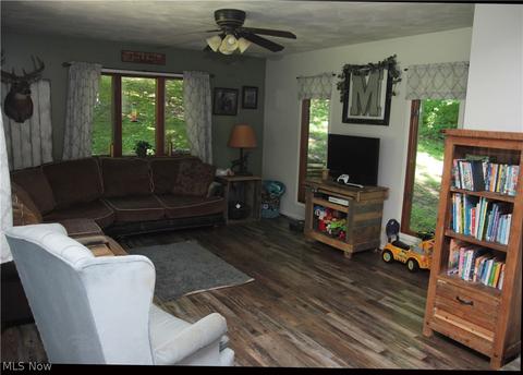 9736 Candy Rd, Cambridge, OH 43725 photo 4