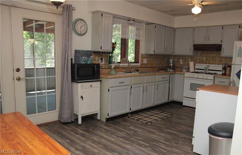9736 Candy Rd, Cambridge, OH 43725 photo 7