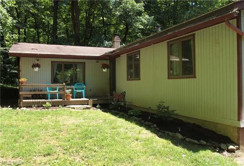 9736 Candy Rd, Cambridge, OH 43725 photo 2