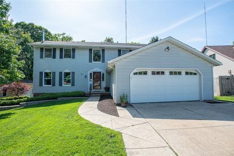 1712 Rustic Trl, Parma, OH 44134 photo 1