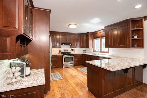 1712 Rustic Trl, Parma, OH 44134 photo 5