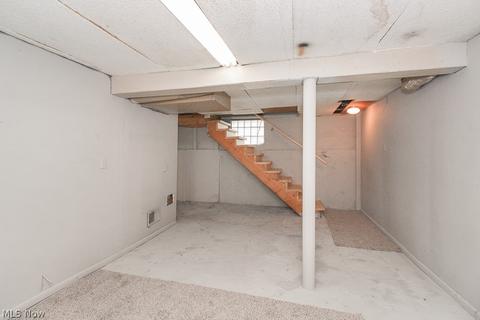 2419 E 30th St, Lorain, OH 44055 photo 25