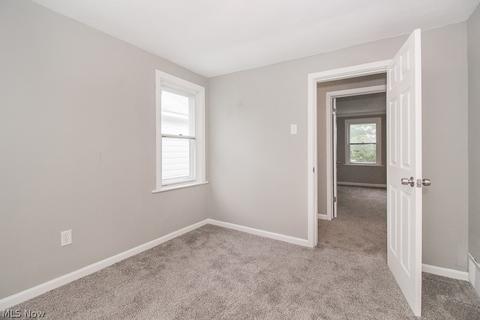 2419 E 30th St, Lorain, OH 44055 photo 22
