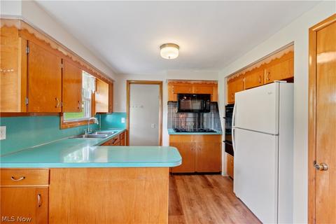 4845 Monticello Ave NW, Canton, OH 44708 photo 12