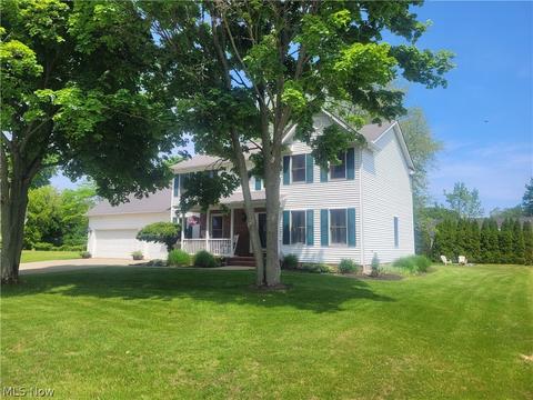 4077 Wingate Ct, Ashtabula, OH 44004 photo 2