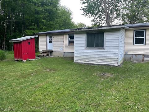 5349 Middle Rd, Conneaut, OH 44030 photo 2