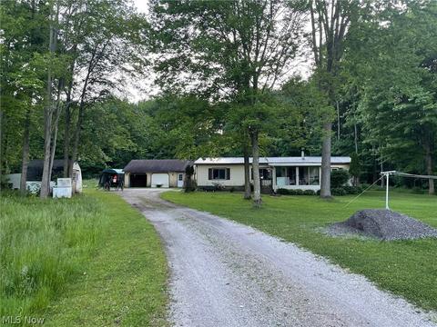 5349 Middle Rd, Conneaut, OH 44030 photo 1