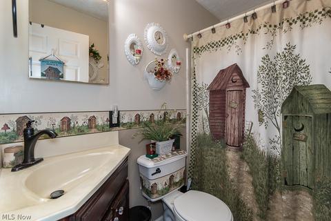 2972 Warner Rd, Fowler, OH 44418 photo 23