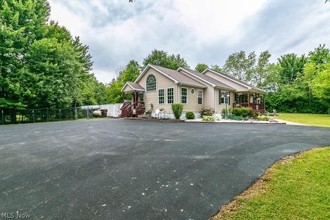 2972 Warner Rd, Fowler, OH 44418 photo 3