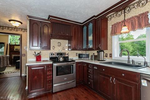 2972 Warner Rd, Fowler, OH 44418 photo 10