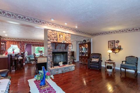 2972 Warner Rd, Fowler, OH 44418 photo 4