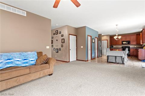 4614 Fields Way, Lorain, OH 44053 photo 5
