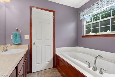 4614 Fields Way, Lorain, OH 44053 photo 21