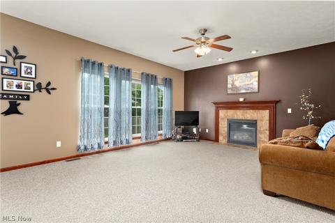 4614 Fields Way, Lorain, OH 44053 photo 3