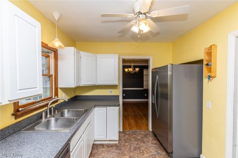 255 Hamilton Ave, Elyria, OH 44035 photo 7