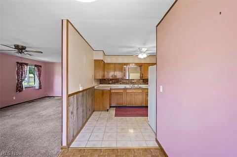 6245 Debra Dr, Lorain, OH 44053 photo 8