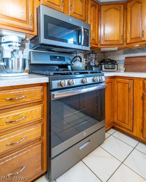 740 Kent, Elyria, OH 44035 photo 16