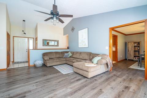 740 Kent, Elyria, OH 44035 photo 8