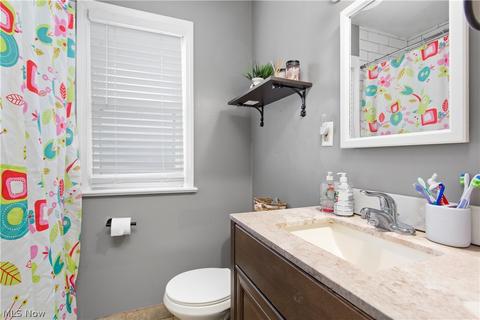 6506 Forest Ave, Parma, OH 44129 photo 9