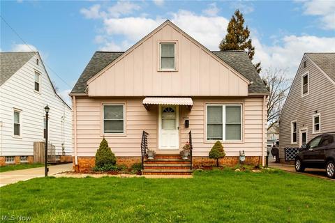 6506 Forest Ave, Parma, OH 44129 photo 2