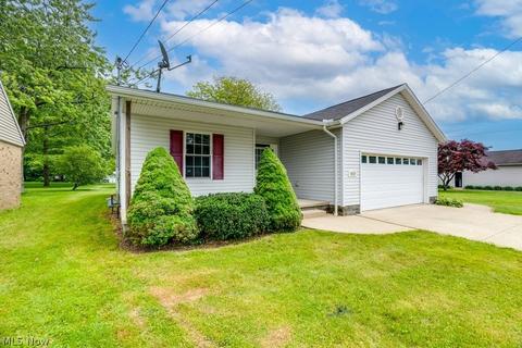 1812 Broad Ave NW, Canton, OH 44708 photo 1