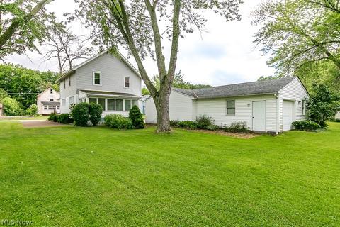 425 E 23rd St, Ashtabula, OH 44004 photo 5