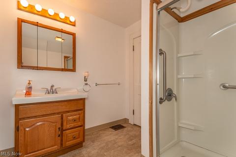 425 E 23rd St, Ashtabula, OH 44004 photo 18