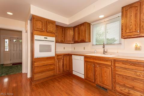 425 E 23rd St, Ashtabula, OH 44004 photo 8