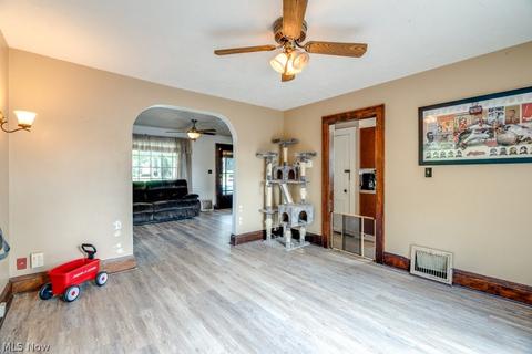 246 Wayne Ave, Akron, OH 44301 photo 11