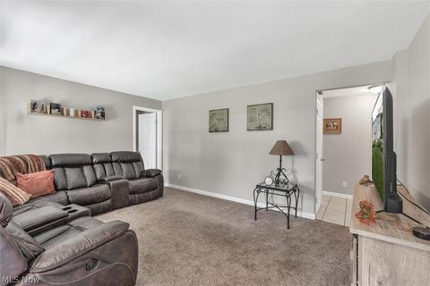 32746 Baldwin Rd, Solon, OH 44139 photo 7