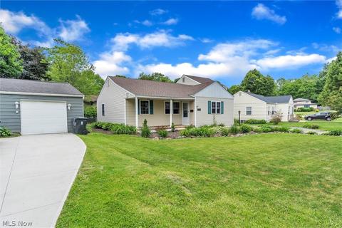 32746 Baldwin Rd, Solon, OH 44139 photo 2