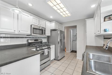 32746 Baldwin Rd, Solon, OH 44139 photo 10