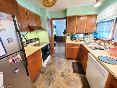 2547 Highland Cir, Ashtabula, OH 44004 photo 7