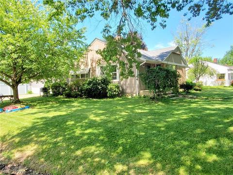 2547 Highland Cir, Ashtabula, OH 44004 photo 3