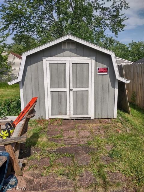 241 Hayes Ave, Elyria, OH 44035 photo 11