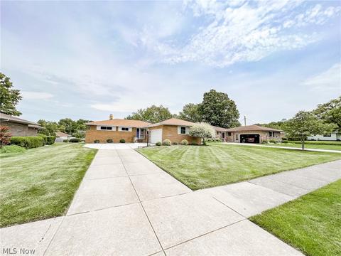 5717 Rangeview Dr, Seven Hills, OH 44131 photo 29